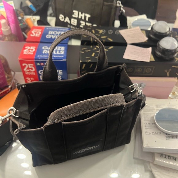 MARC JACOBS SMALL TOTE BAG - Picture 5 of 5